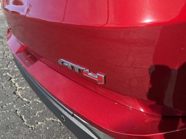Used 2024 GMC Terrain AT4 image 9
