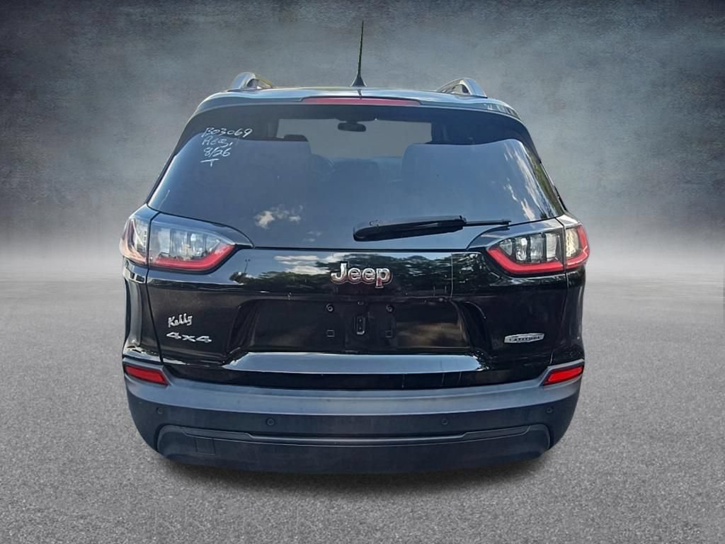 Used 2019 Jeep Cherokee Latitude Plus w/ Cold Weather Group AWD/4WD image 7