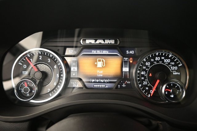 Used 2022 RAM 1500 Big Horn AWD/4WD image 10