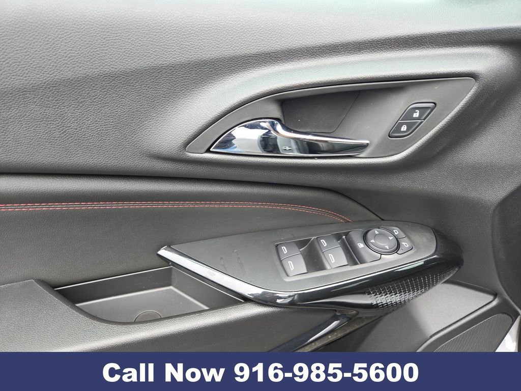 New 2026 Chevrolet Trax RS w/ Sunroof Package image 28
