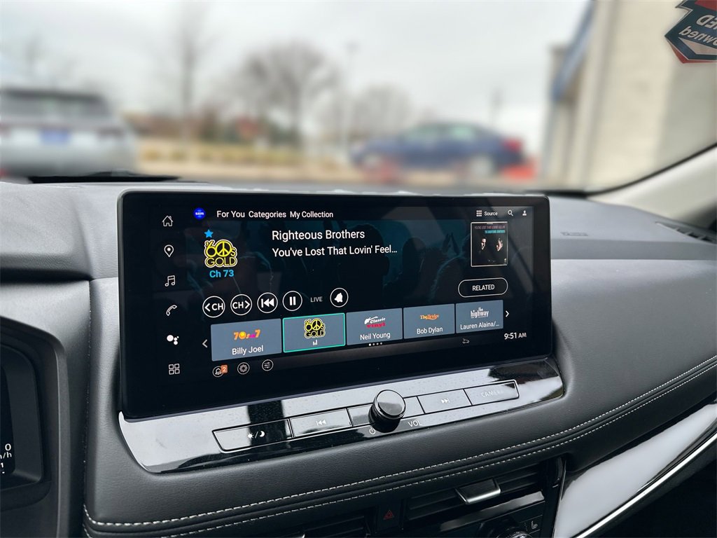 Used 2024 Nissan Rogue SL w/ SL Premium Package image 13