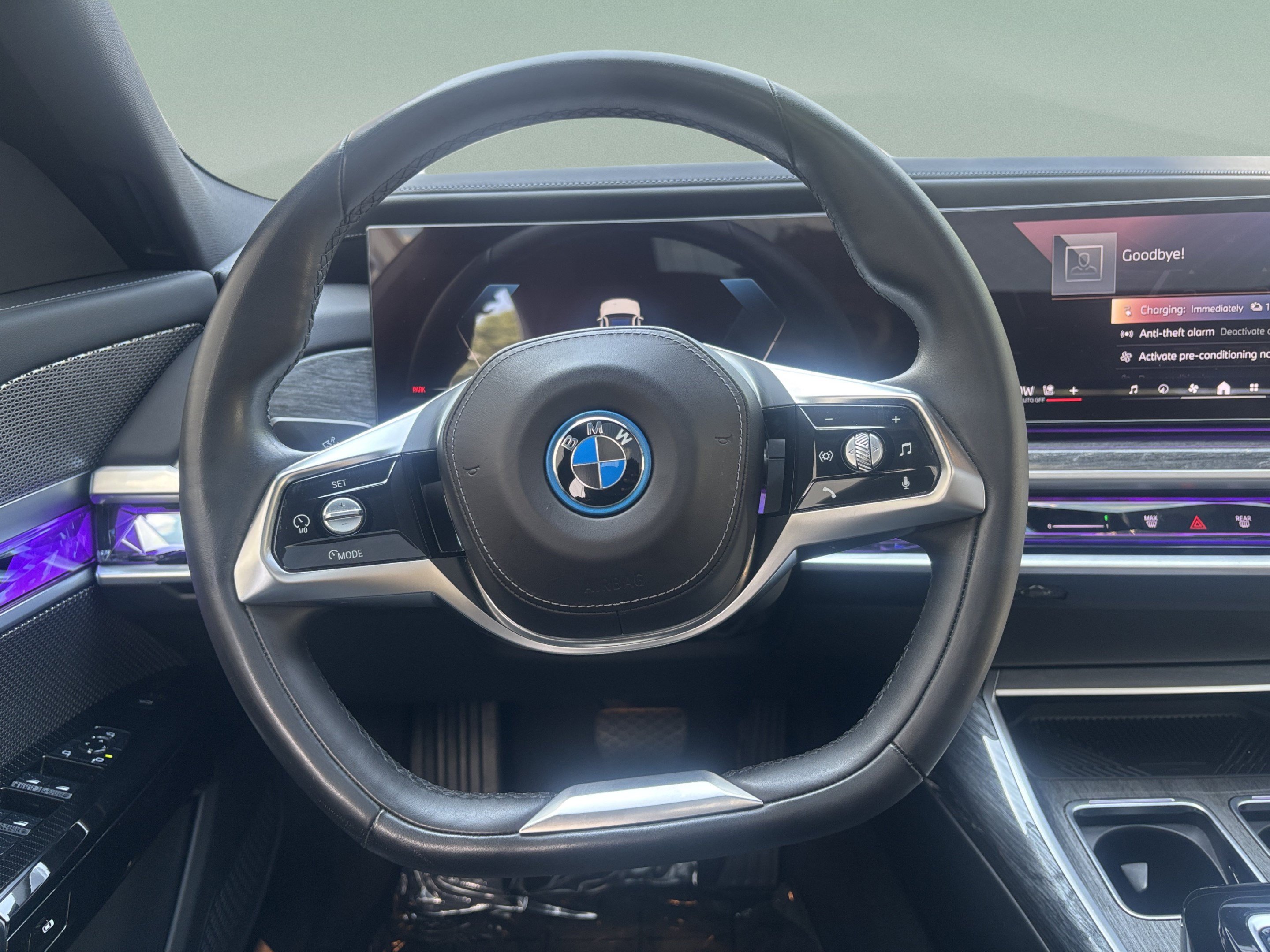 Certified 2023 BMW i7 xDrive60 AWD/4WD image 8