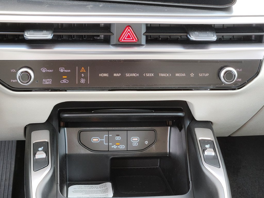 New 2026 Kia Sorento EX AWD/4WD image 17
