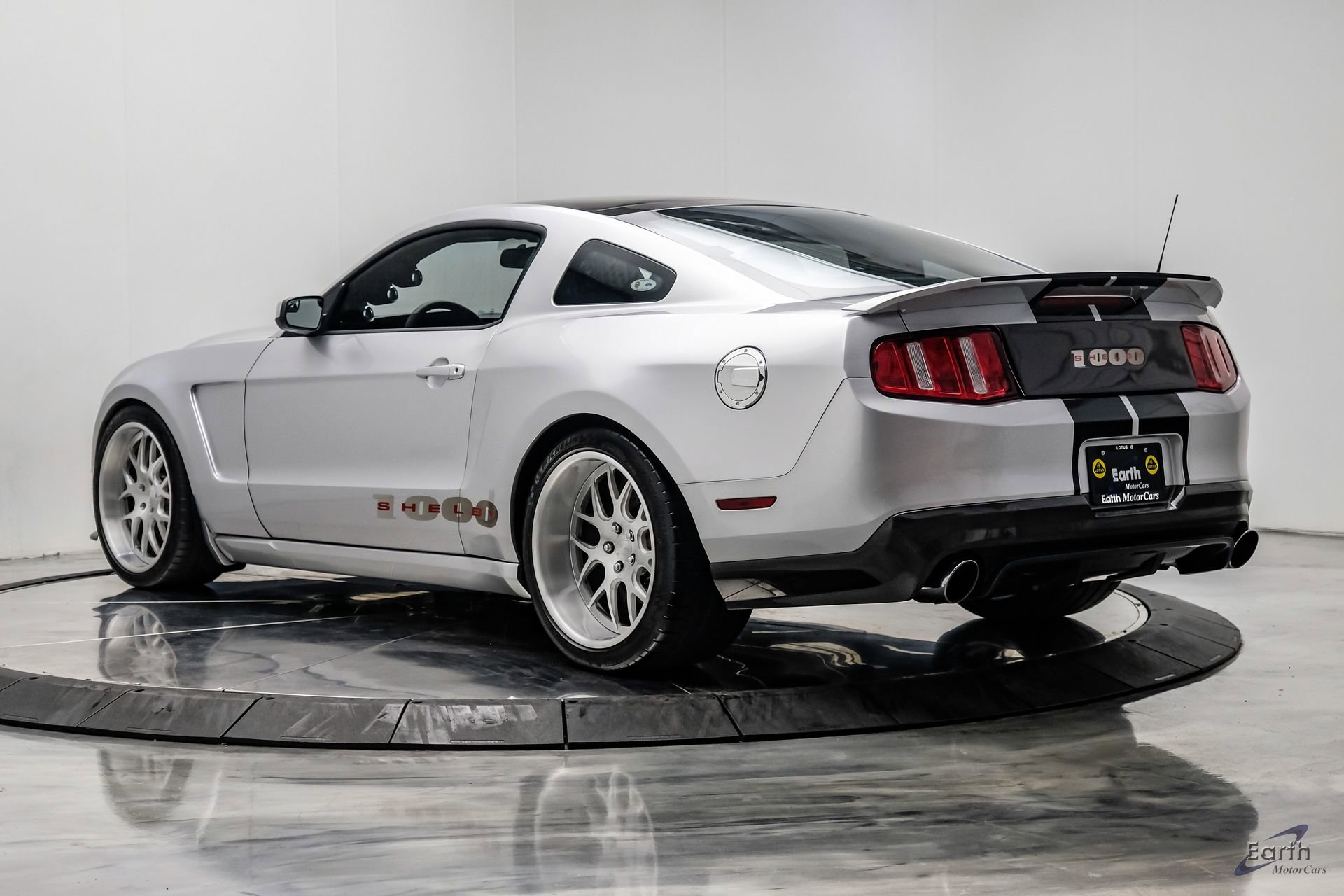 Used 2012 Ford Mustang Shelby GT500 w/ SVT Performance Pkg RWD image 12