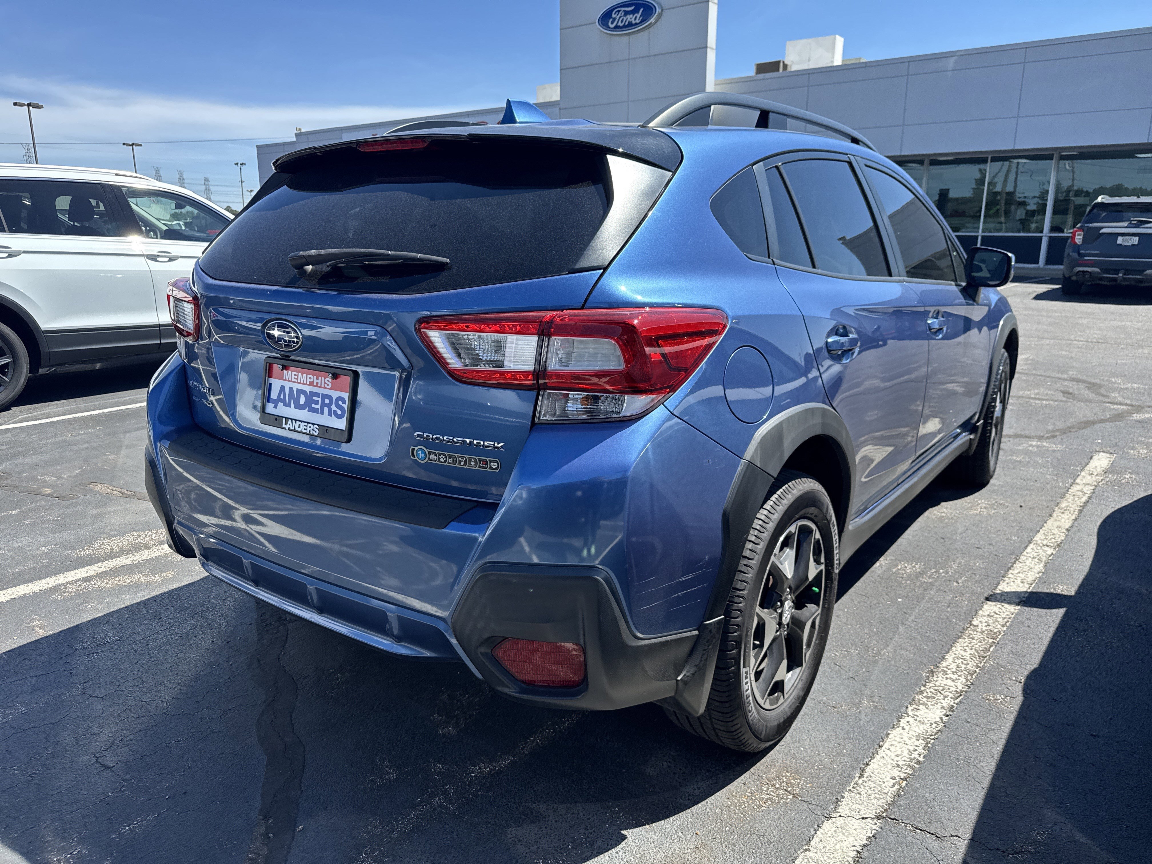 Used 2018 Subaru Crosstrek 2.0i Premium AWD/4WD image 2