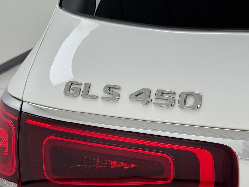 Used 2022 Mercedes-Benz GLS 450 4MATIC image 42