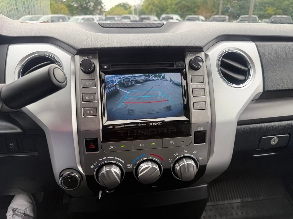 Certified 2018 Toyota Tundra SR5 AWD/4WD image 24