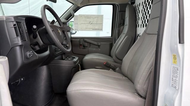 New 2026 Chevrolet Express 2500 w/ Driver Convenience Package RWD image 15
