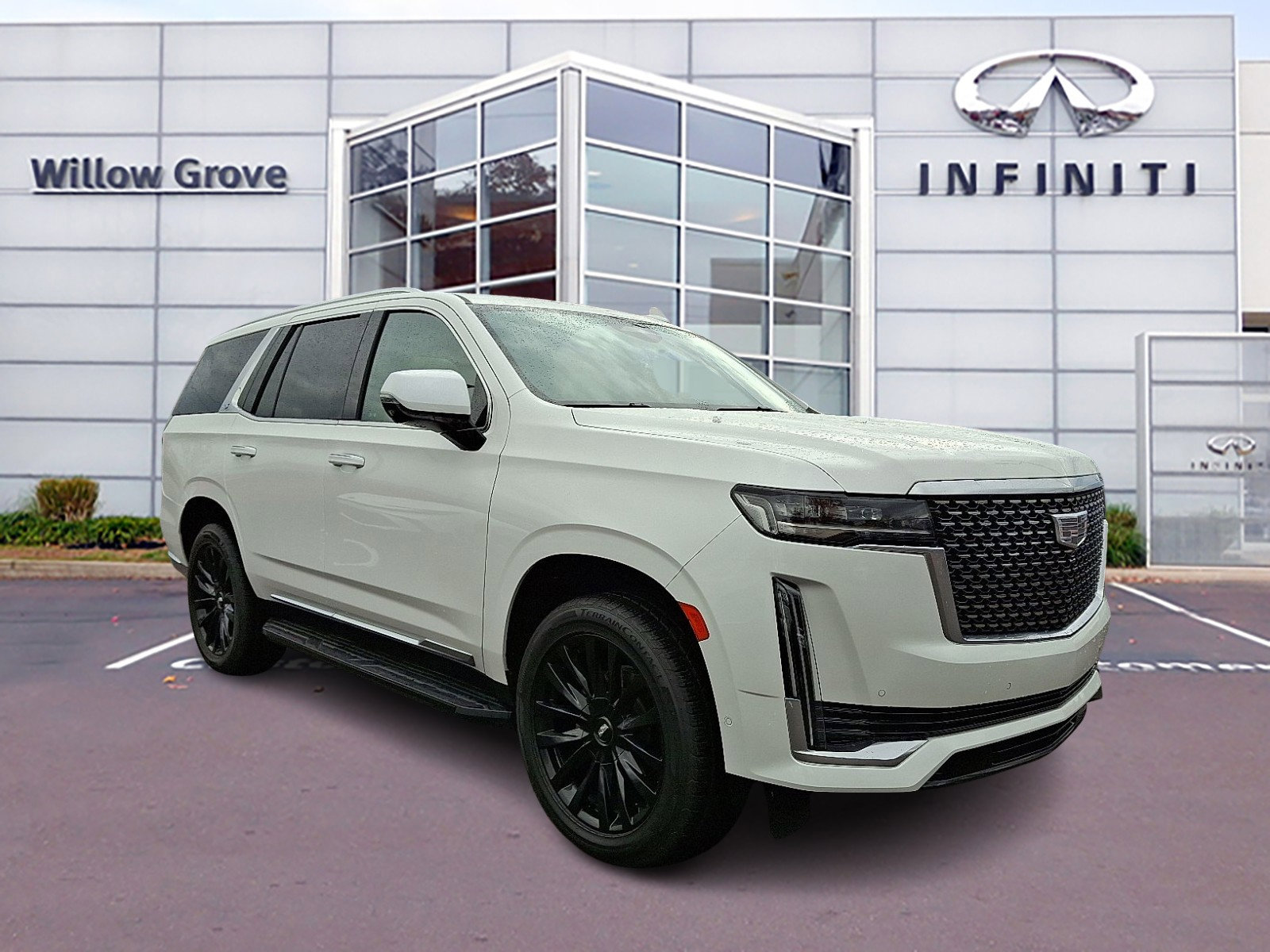 Used 2021 Cadillac Escalade Premium Luxury w/ LPO, Illumination Package image 1