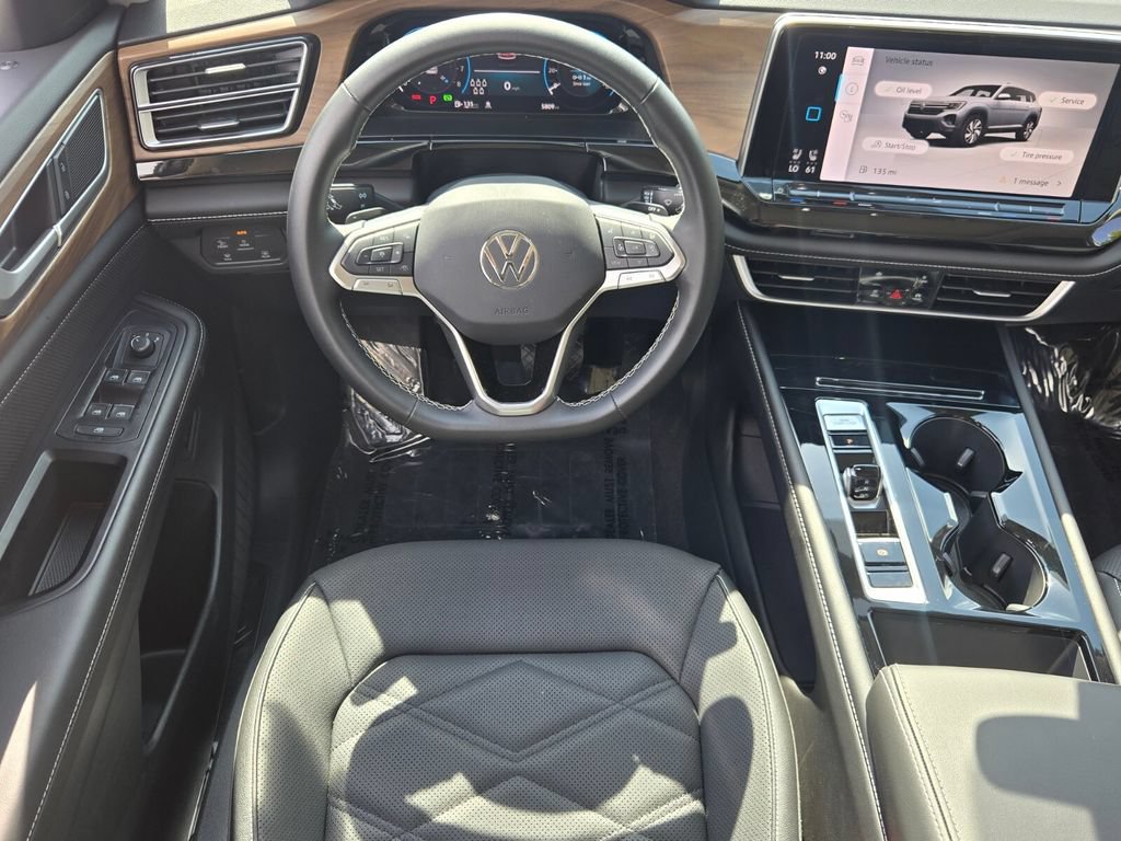 Certified 2026 Volkswagen Atlas SE FWD image 14