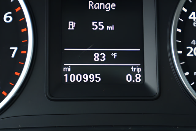 Used 2016 Volkswagen Tiguan S FWD image 2