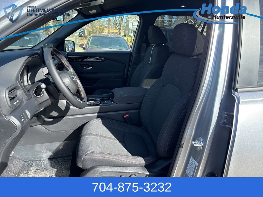 New 2026 Honda Pilot Sport image 21