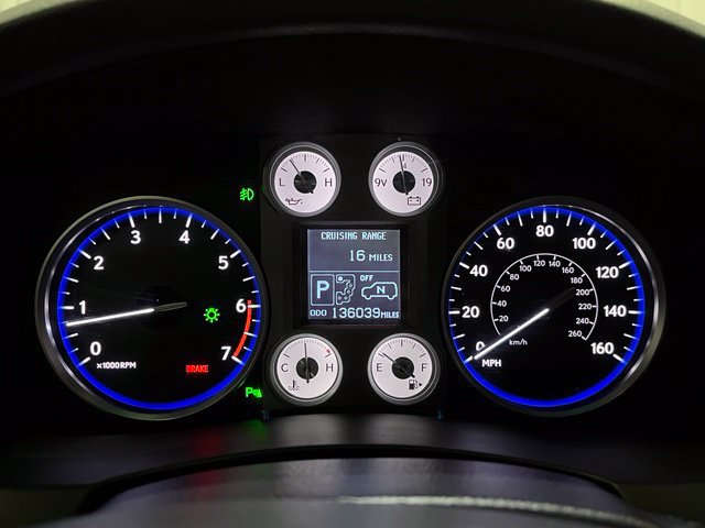 Used 2009 Lexus LX 570 4WD w/ Preferred Accessory Pkg image 21