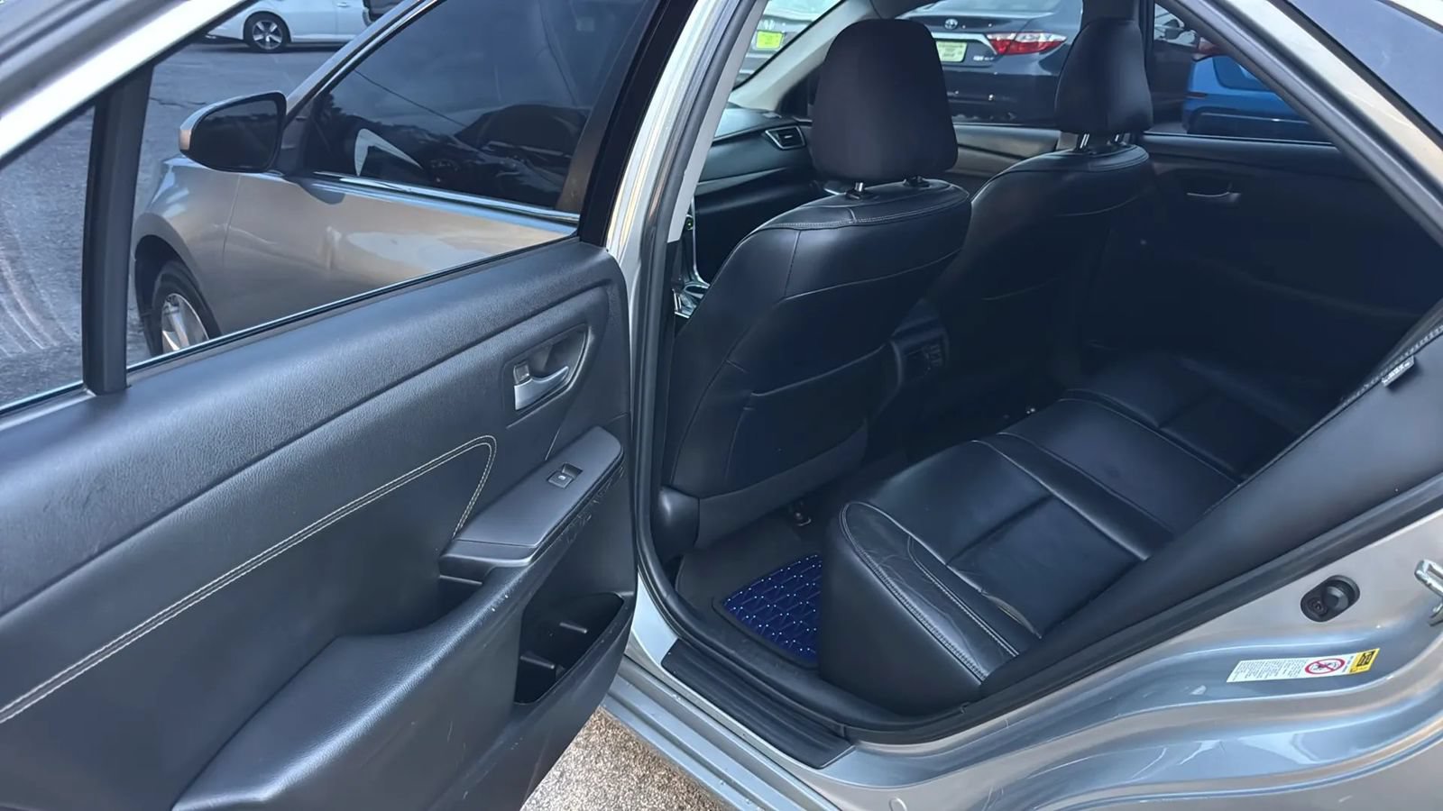 Used 2015 Toyota Camry XLE FWD image 15