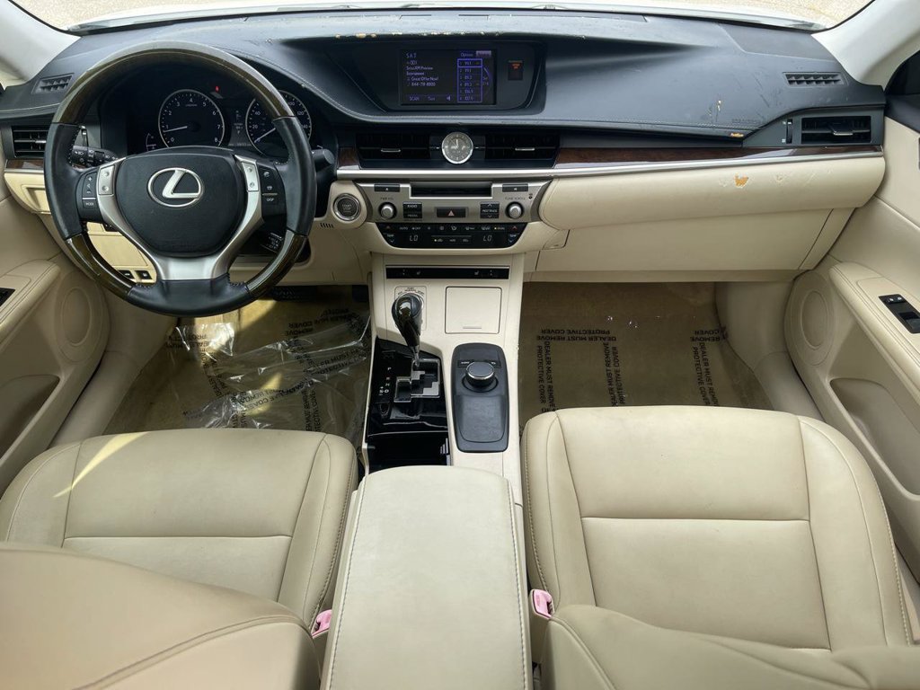 Used 2013 Lexus ES 350 w/ Premium Pkg FWD image 6