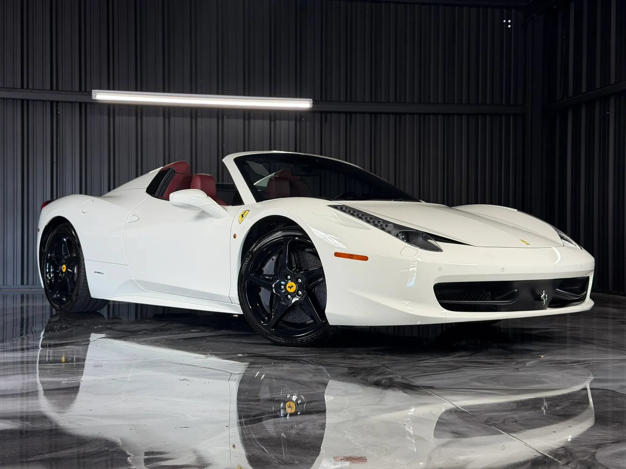 Used 2014 Ferrari 458 Spider RWD image 5