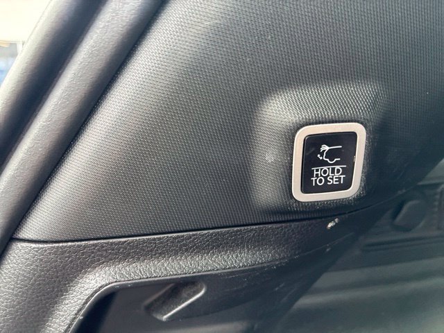 Used 2024 Jeep Grand Cherokee Limited 4xe AWD/4WD image 8