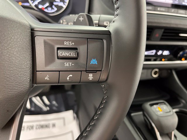Certified 2026 Nissan Rogue SV FWD image 22