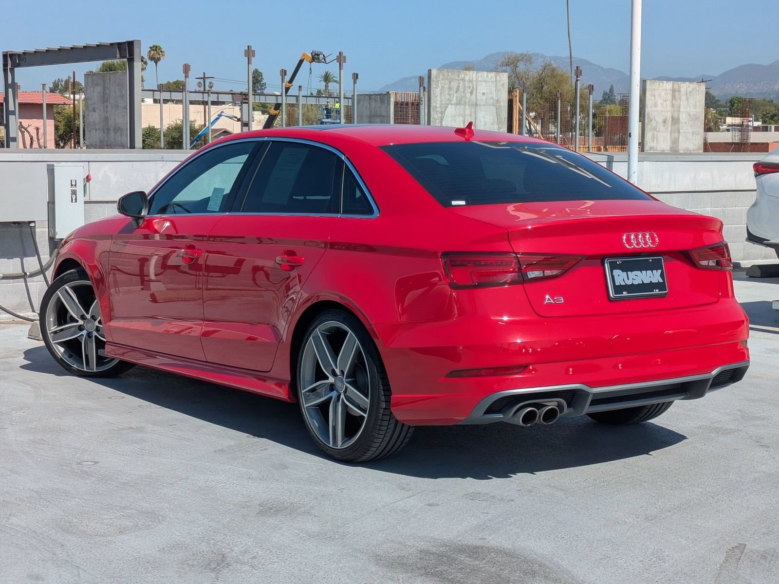 Used 2017 Audi A3 2.0T Premium Plus w/ Premium Plus Package FWD image 2