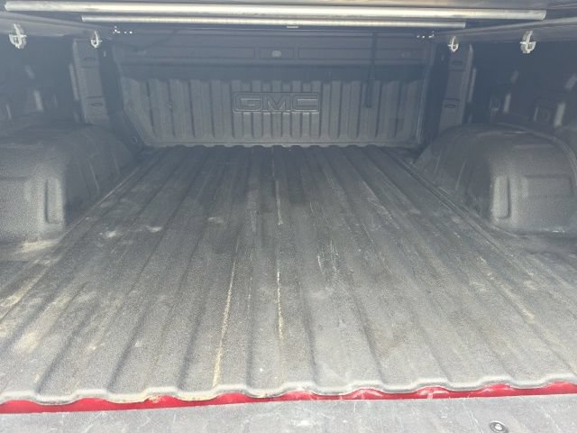 Used 2023 GMC Sierra 1500 SLT w/ SLT Premium Package AWD/4WD image 9