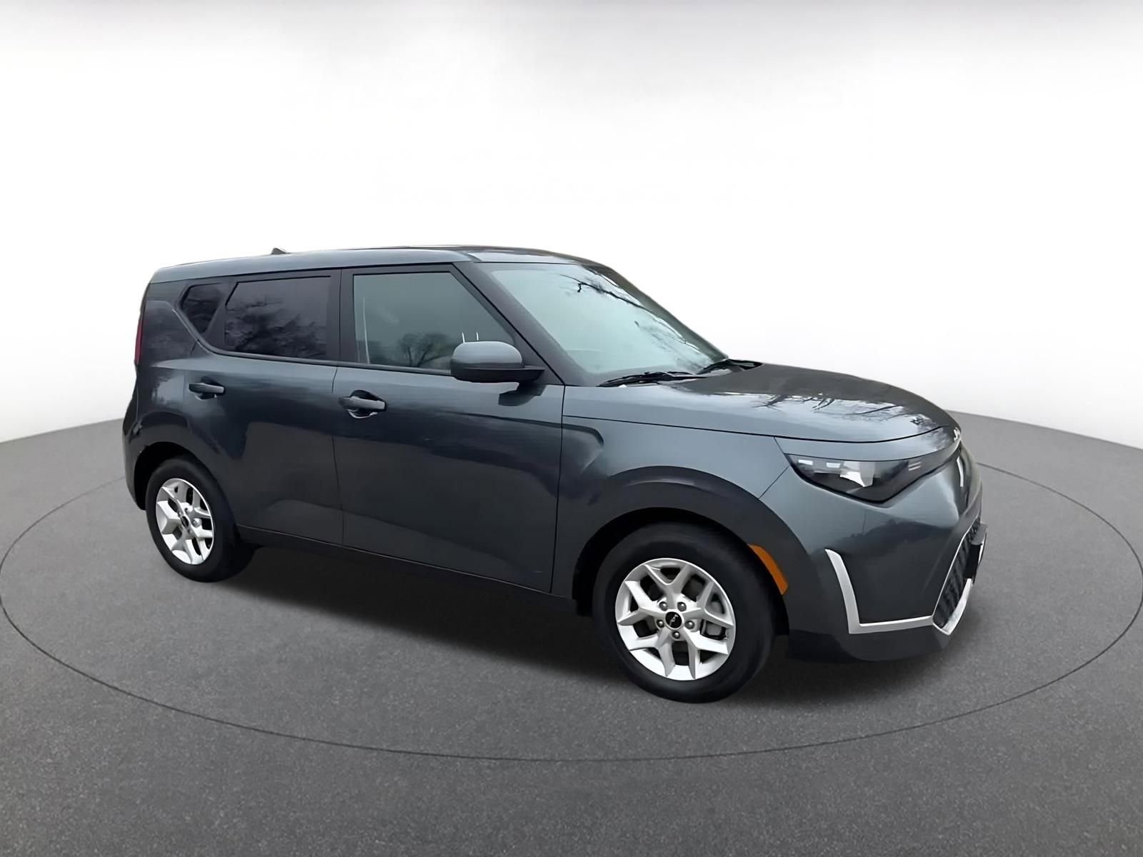 Used 2025 Kia Soul LX w/ LX Technology Package video 2