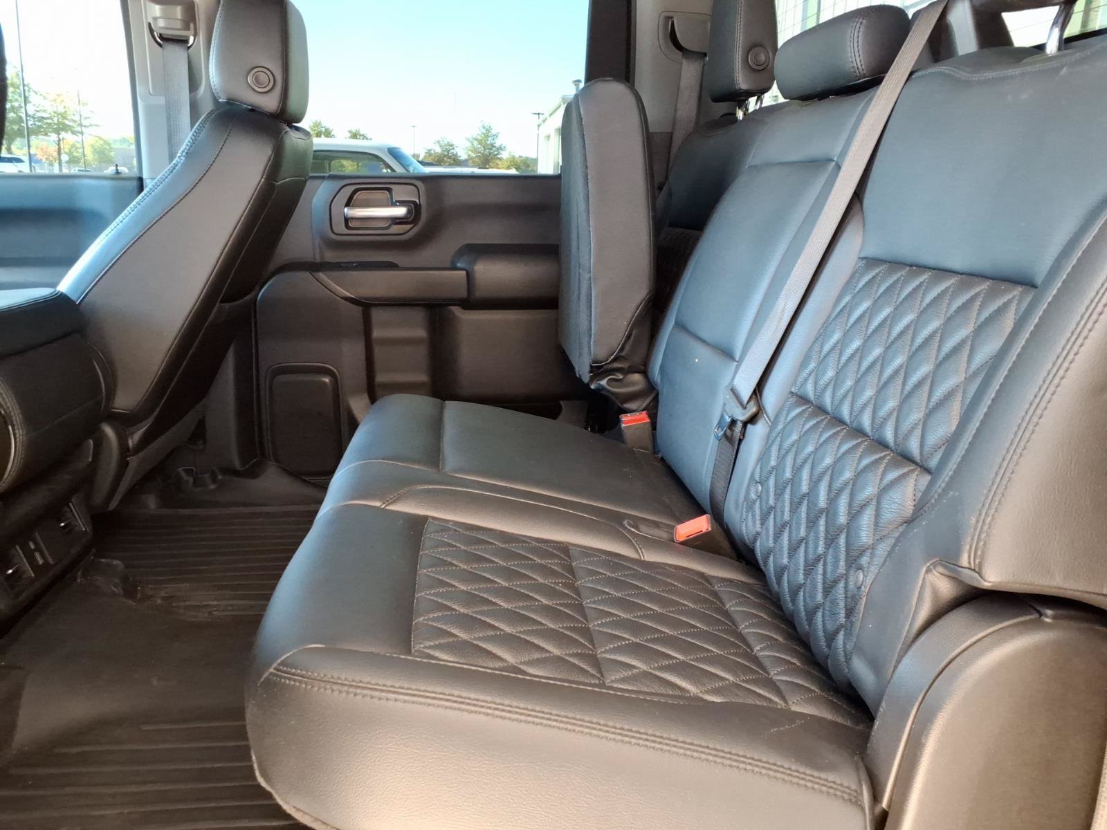 Used 2025 Chevrolet Silverado 2500 Custom w/ Custom Value Package AWD/4WD image 17