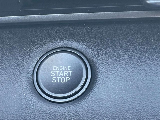 Certified 2025 Hyundai Elantra Sport image 21