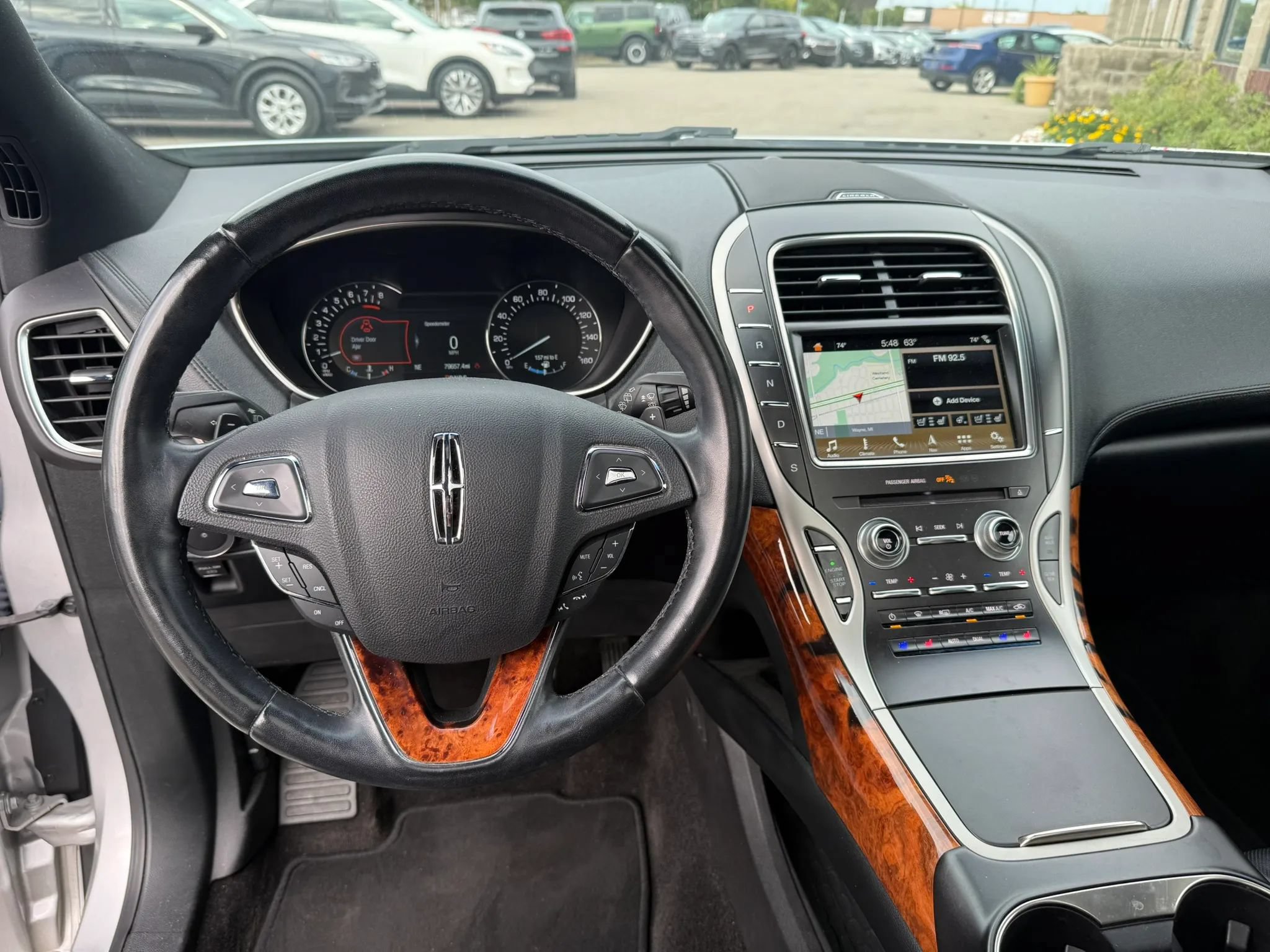 Used 2018 Lincoln MKX Reserve w/ Lincoln MKX Climate Package AWD/4WD image 16
