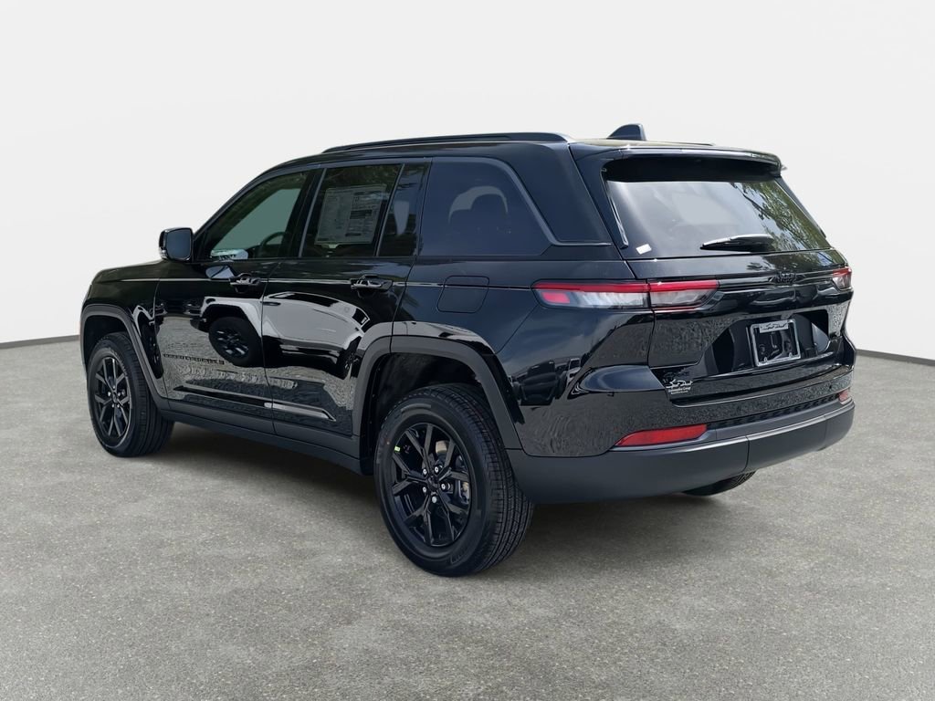 New 2026 Jeep Grand Cherokee Altitude image 7