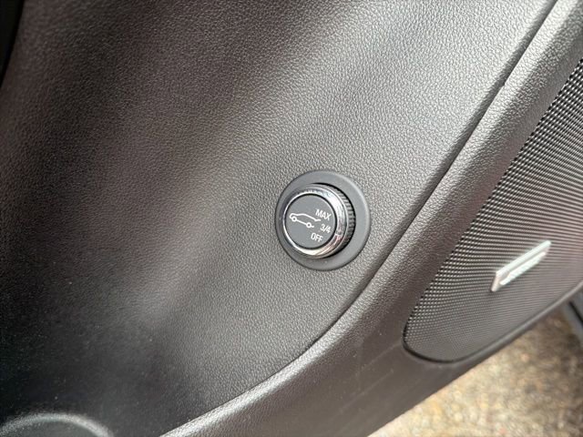 Certified 2024 Chevrolet Blazer RS w/ Driver Confidence II Package image 26