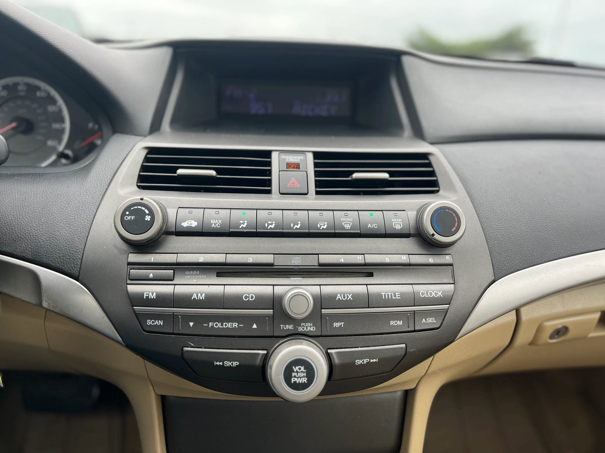 Used 2011 Honda Accord LX image 19