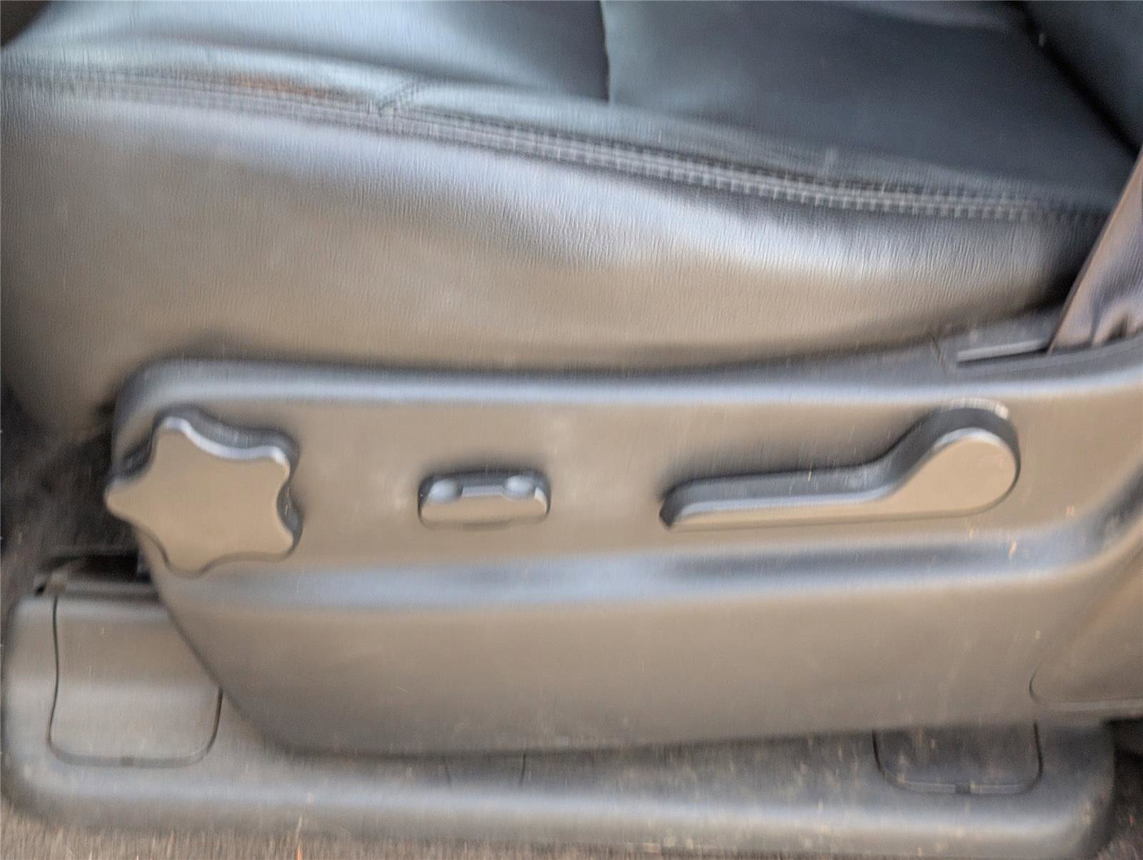 Used 2013 GMC Yukon SLT image 10