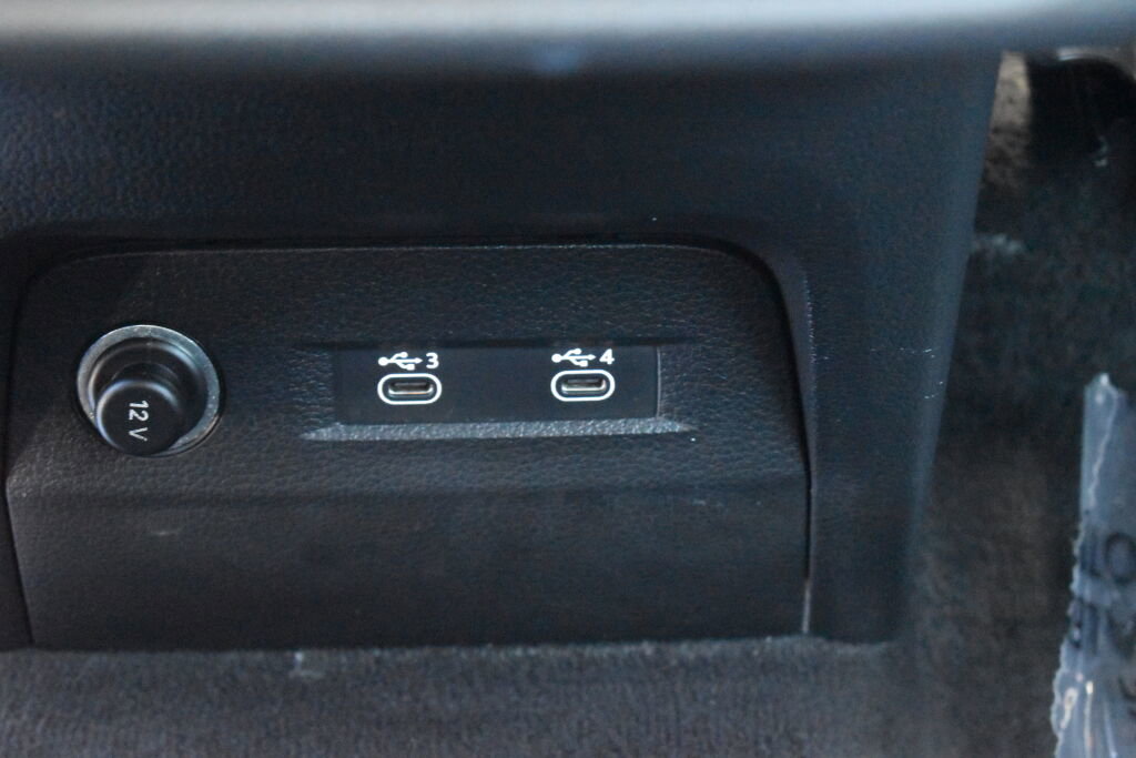 Used 2021 Audi e-tron Premium w/ Convenience Plus Package image 25