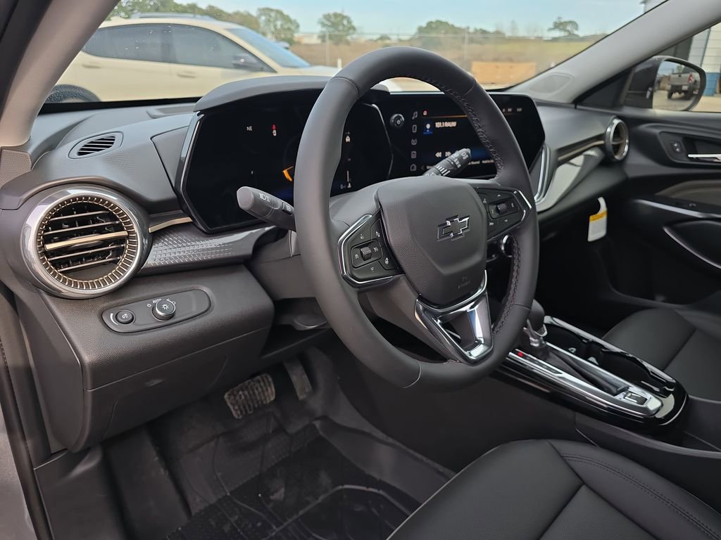 New 2026 Chevrolet Trax ACTIV w/ Driver Confidence Package FWD image 15