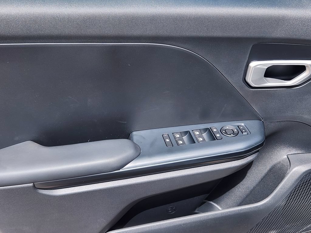 New 2026 Kia K4 FWD image 8
