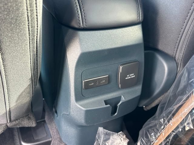 New 2026 Ford Maverick XLT w/ XLT Luxury Package AWD/4WD image 14