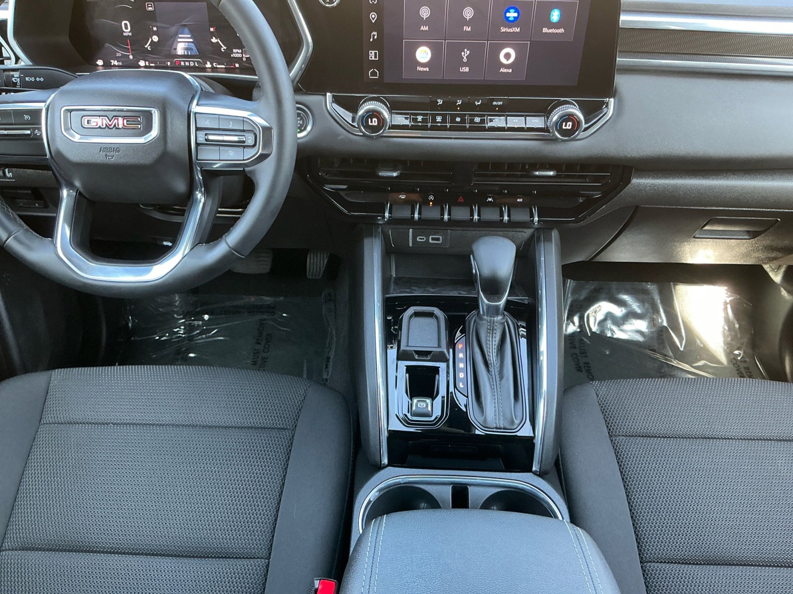 Used 2025 GMC Canyon Elevation w/ Convenience Package image 10