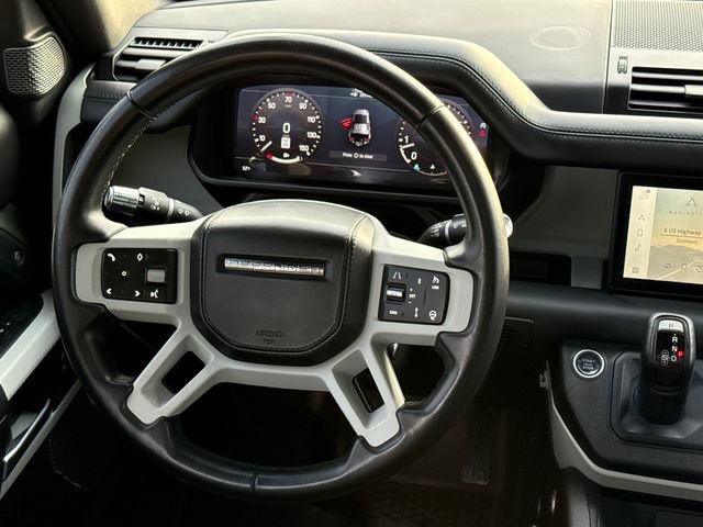 Used 2021 Land Rover Defender 110 X-Dynamic HSE AWD/4WD image 14