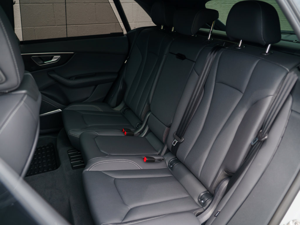 New 2026 Audi Q8 Premium Plus AWD/4WD image 9