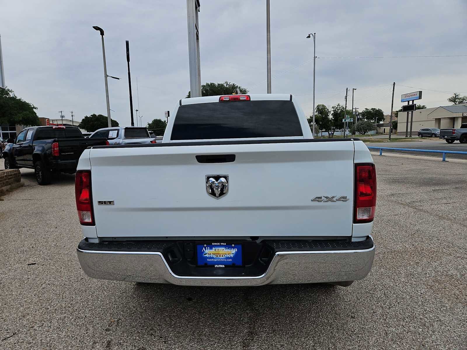 Used 2023 RAM 1500 Classic SLT w/ Electronics Group AWD/4WD image 7