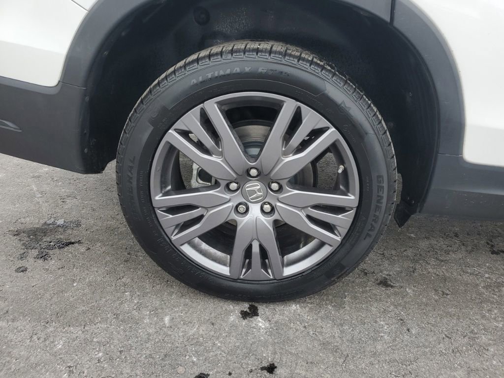 Used 2022 Honda Pilot Sport image 11