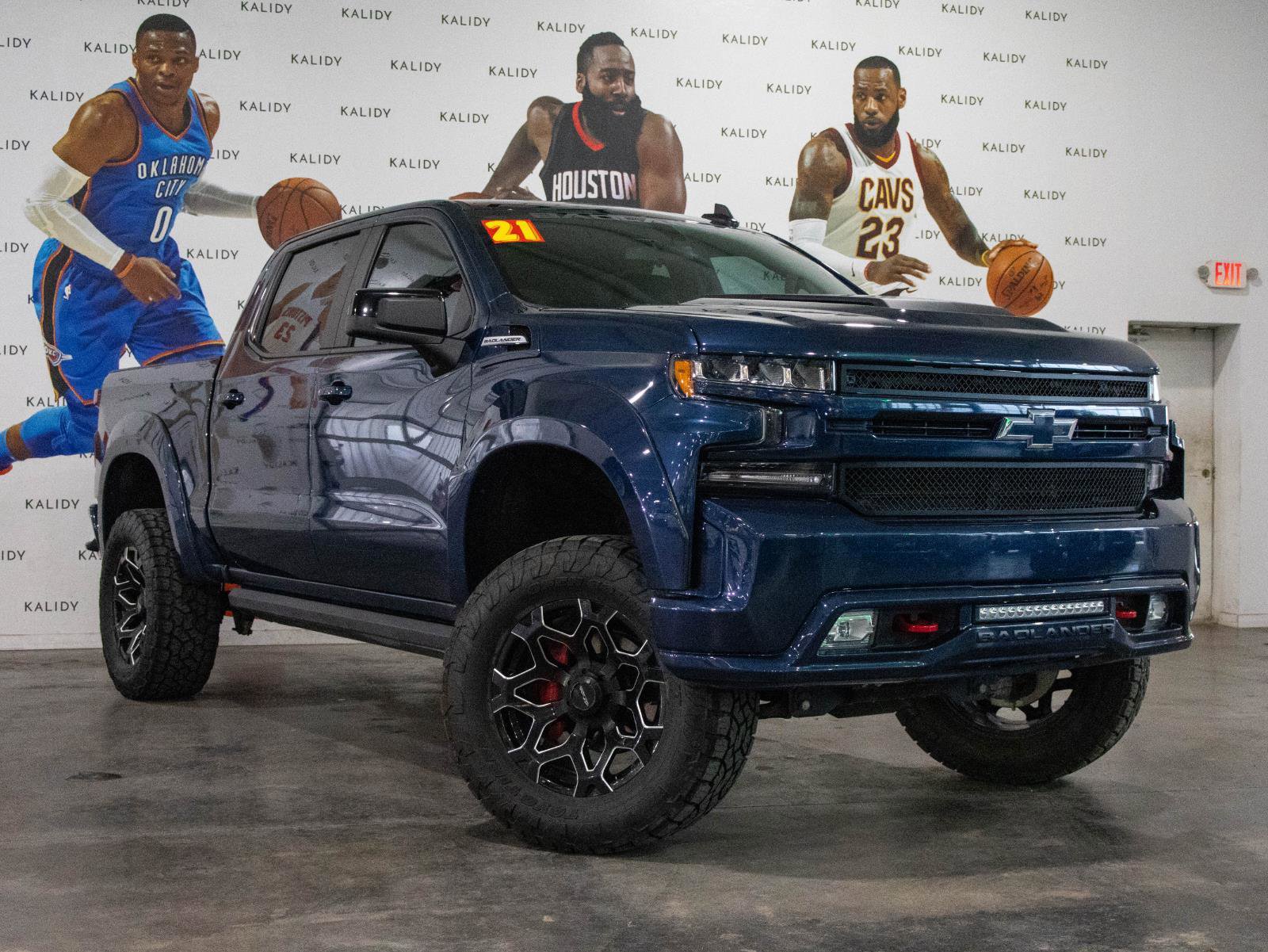 Used 2021 Chevrolet Silverado 1500 RST image 2