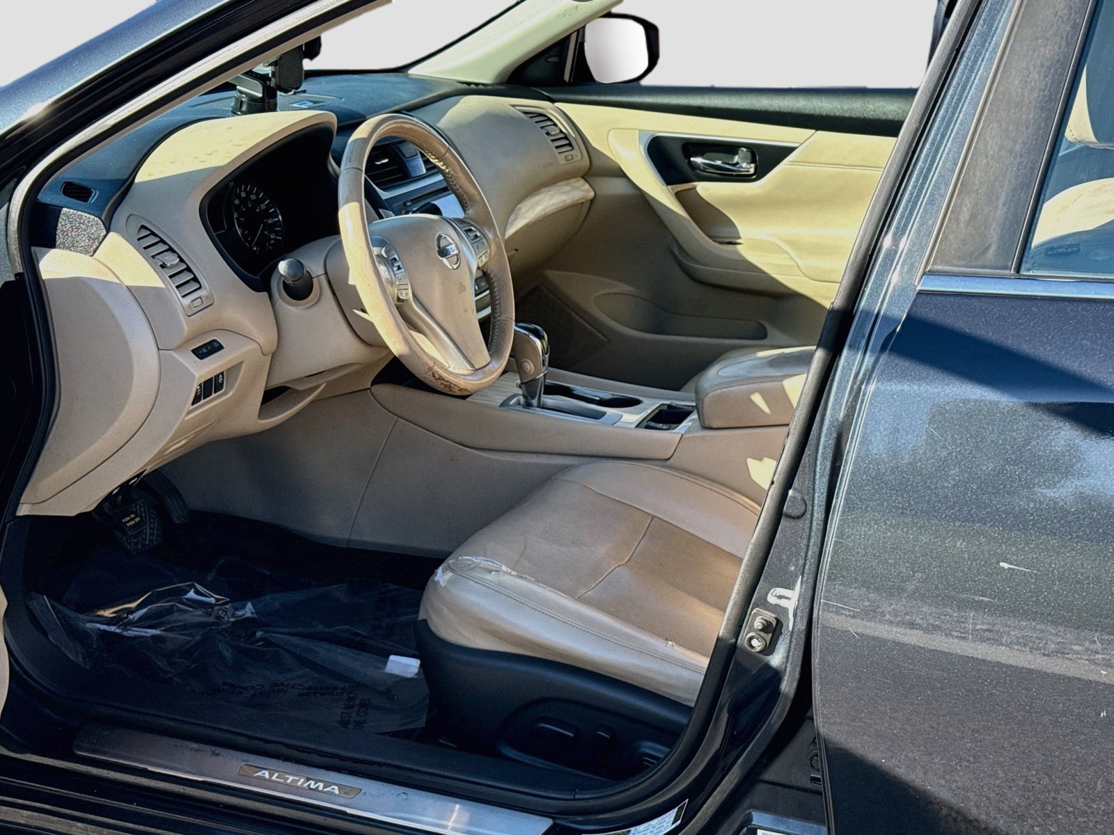 Used 2016 Nissan Altima 2.5 SL w/ 2.5 Technology Package FWD image 11