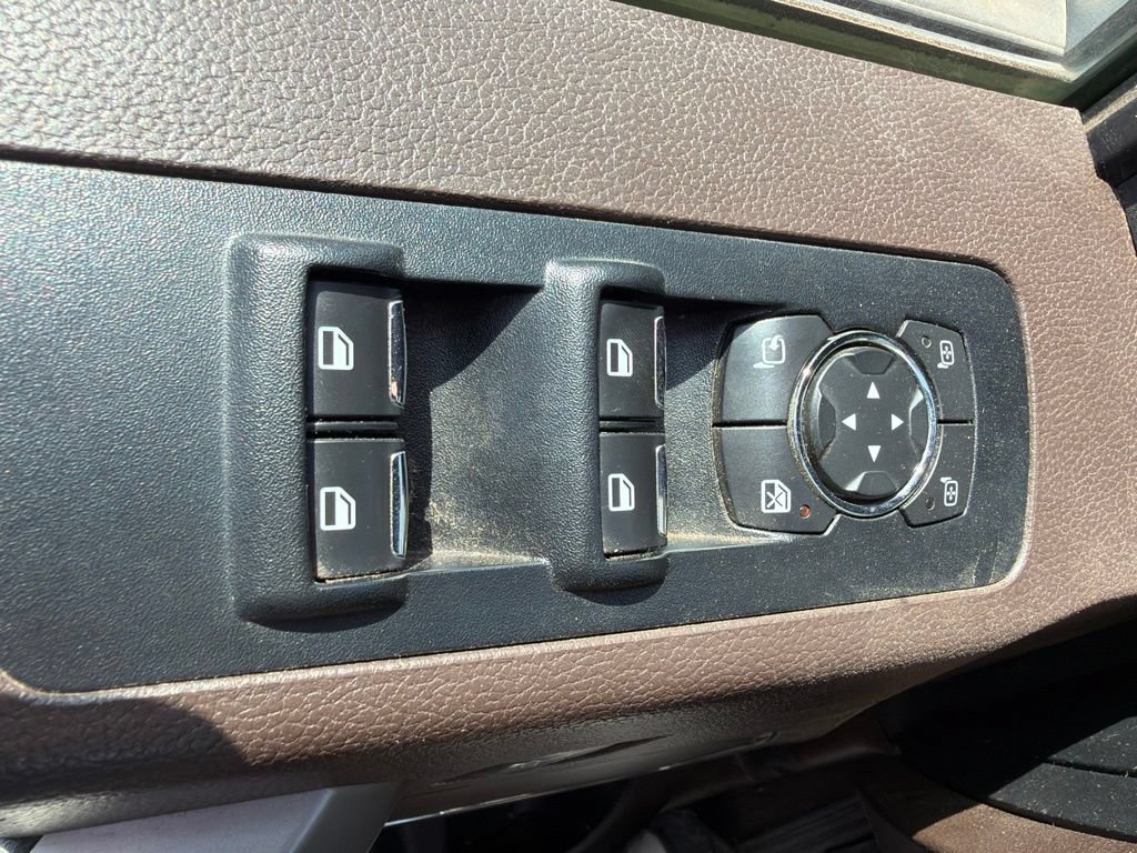 Used 2017 Ford F150 King Ranch w/ Equipment Group 601A Luxury AWD/4WD image 30