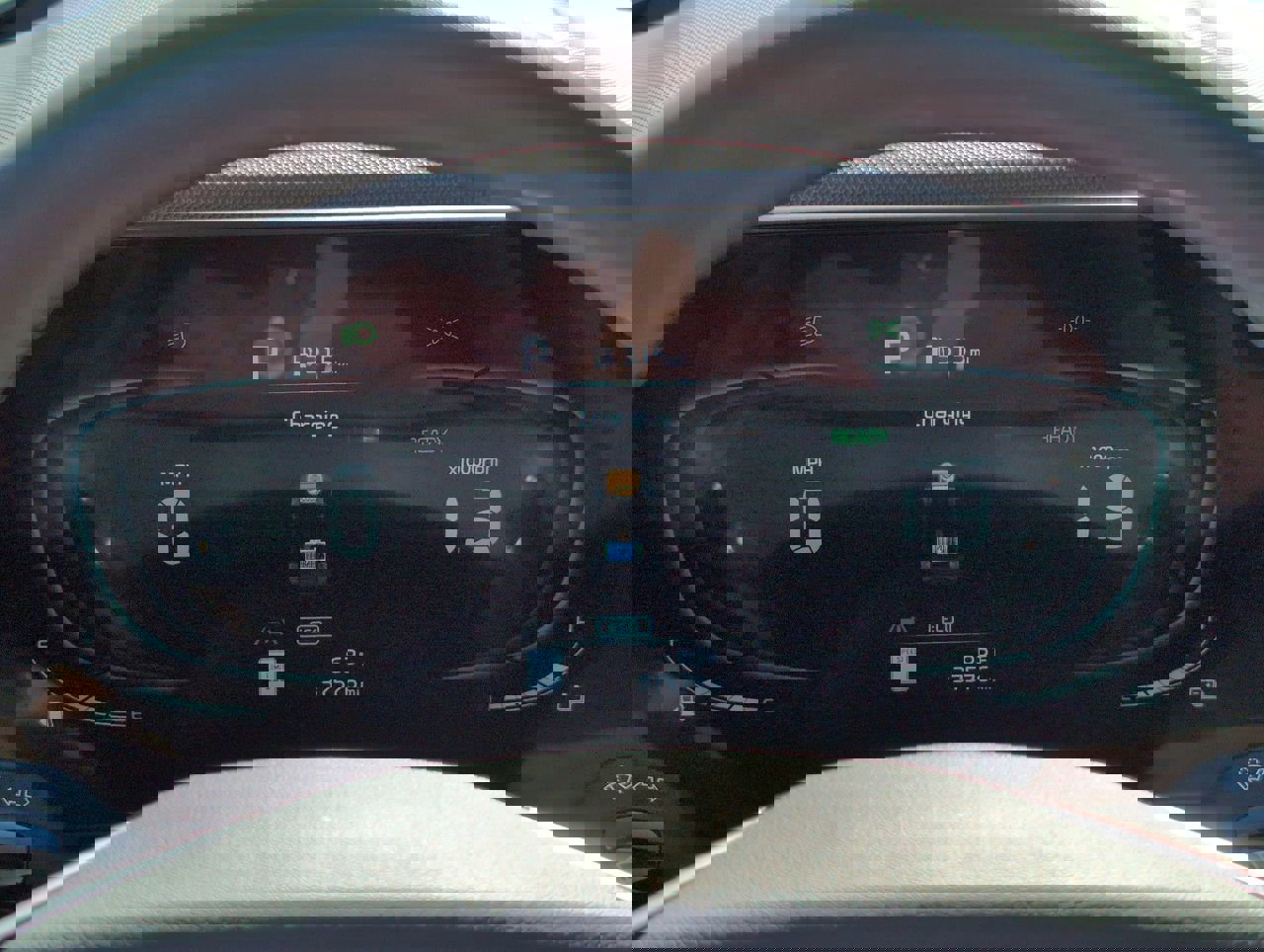 Used 2023 Kia Niro EX image 18