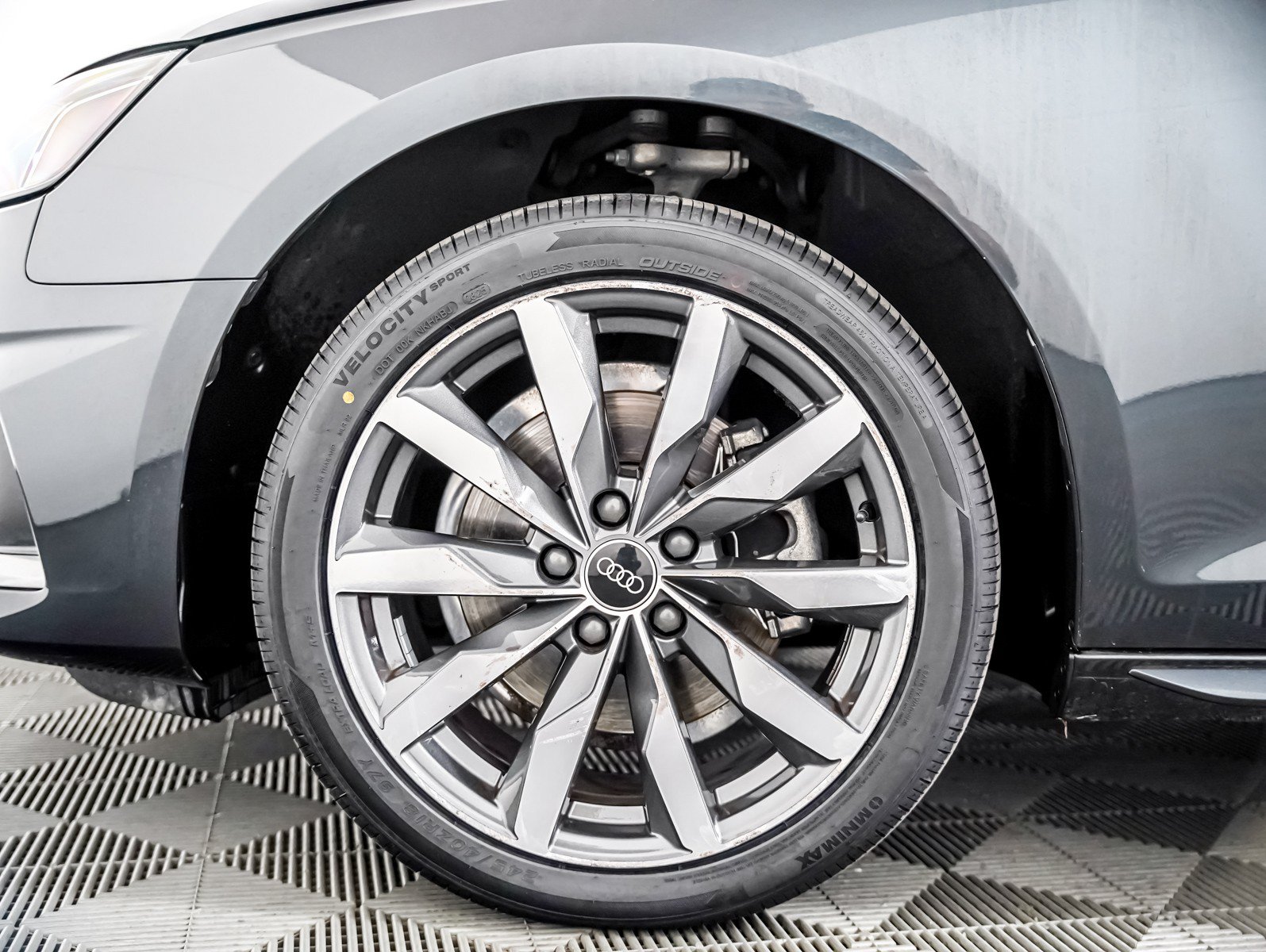 Used 2021 Audi A4 2.0T Premium Plus w/ Premium Plus Package AWD/4WD image 4