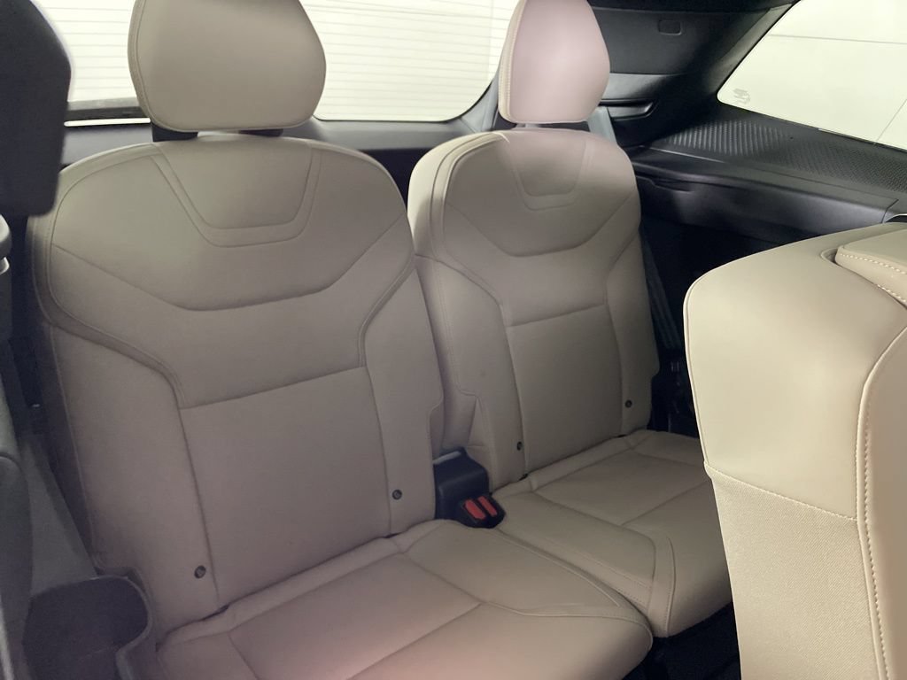 Used 2025 Volvo EX90 Plus AWD/4WD image 18