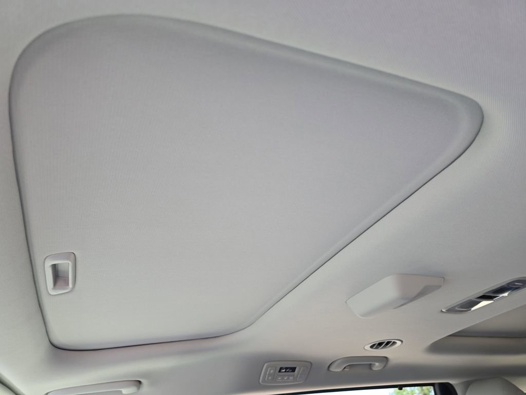 New 2026 Kia Carnival SX Prestige FWD image 24