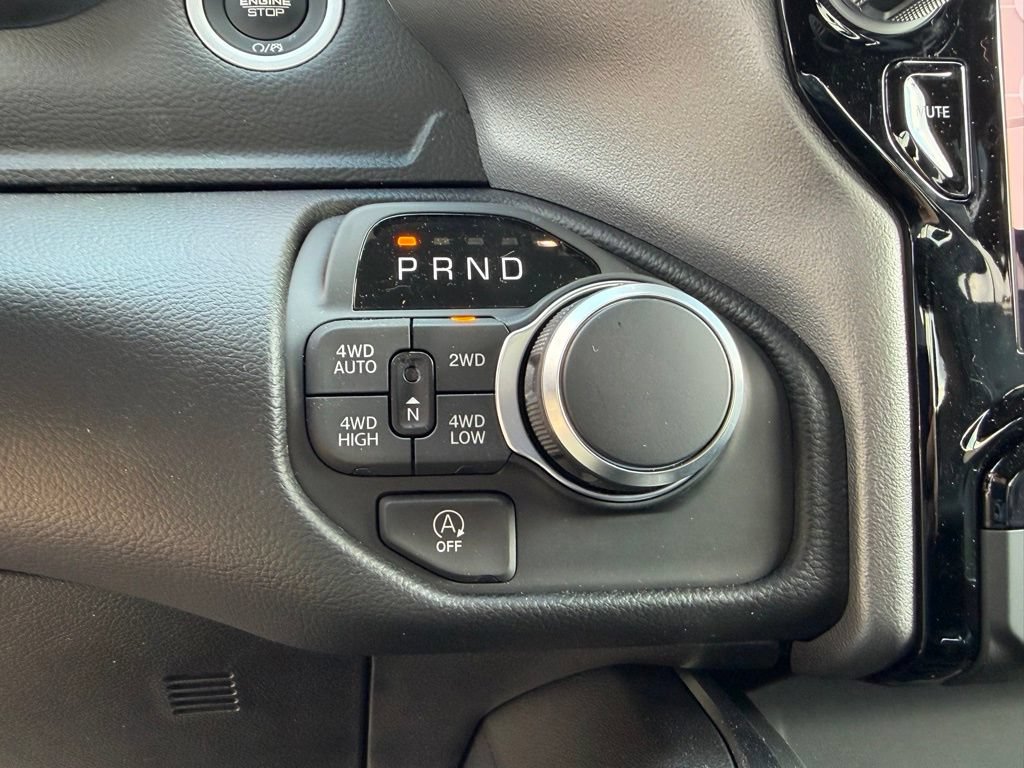 New 2026 RAM 1500 Big Horn AWD/4WD image 23