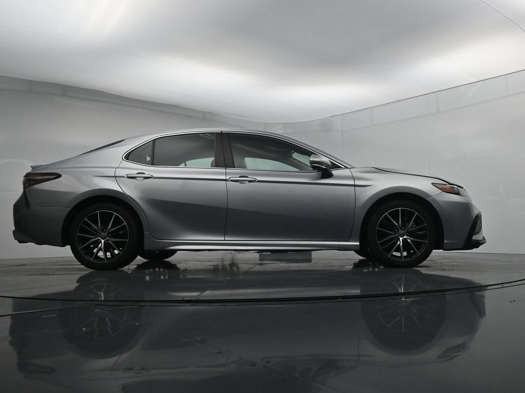 Used 2024 Toyota Camry SE FWD image 39